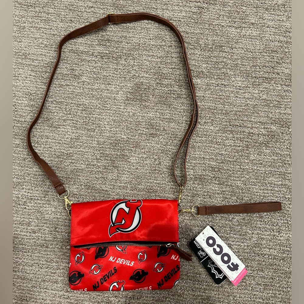 NWT nhl purse new jersey devils